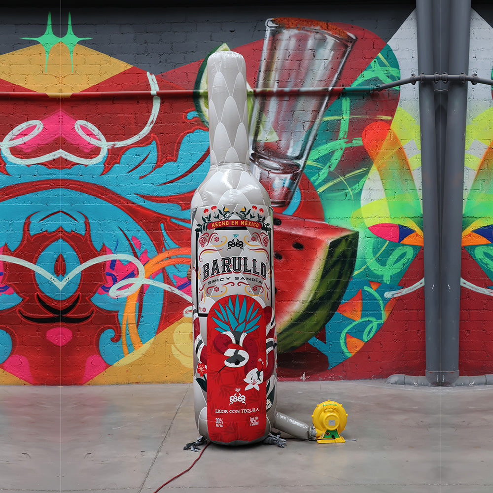 Replica inflable de botella